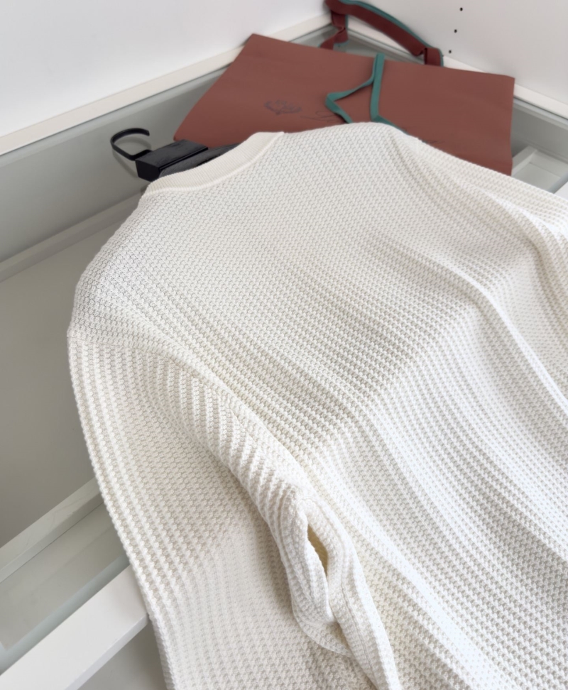 L0r0 P1ana sweater